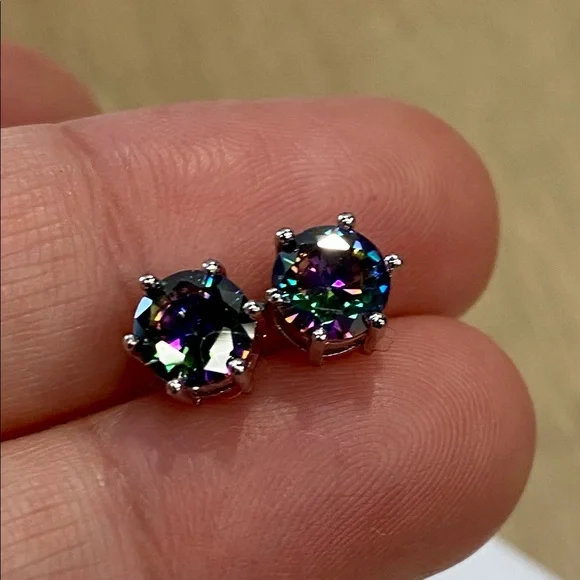 Mystic topaz rainbow crystal stud earrings - Picture 3 of 8